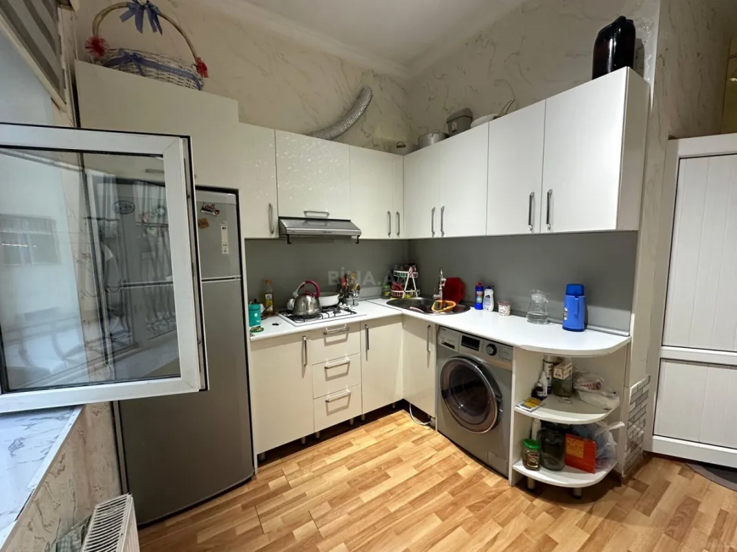 Satılır 3 otaqlı mənzil 70 m²