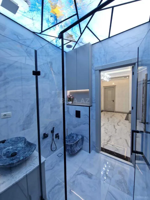 Satılır 3 otaqlı mənzil 140 m²