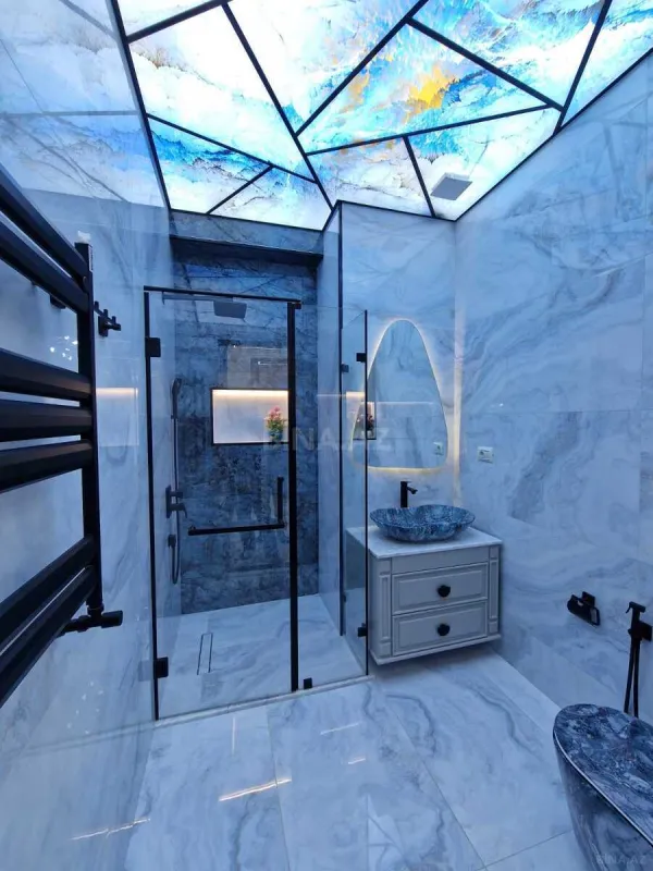 Satılır 3 otaqlı mənzil 140 m²