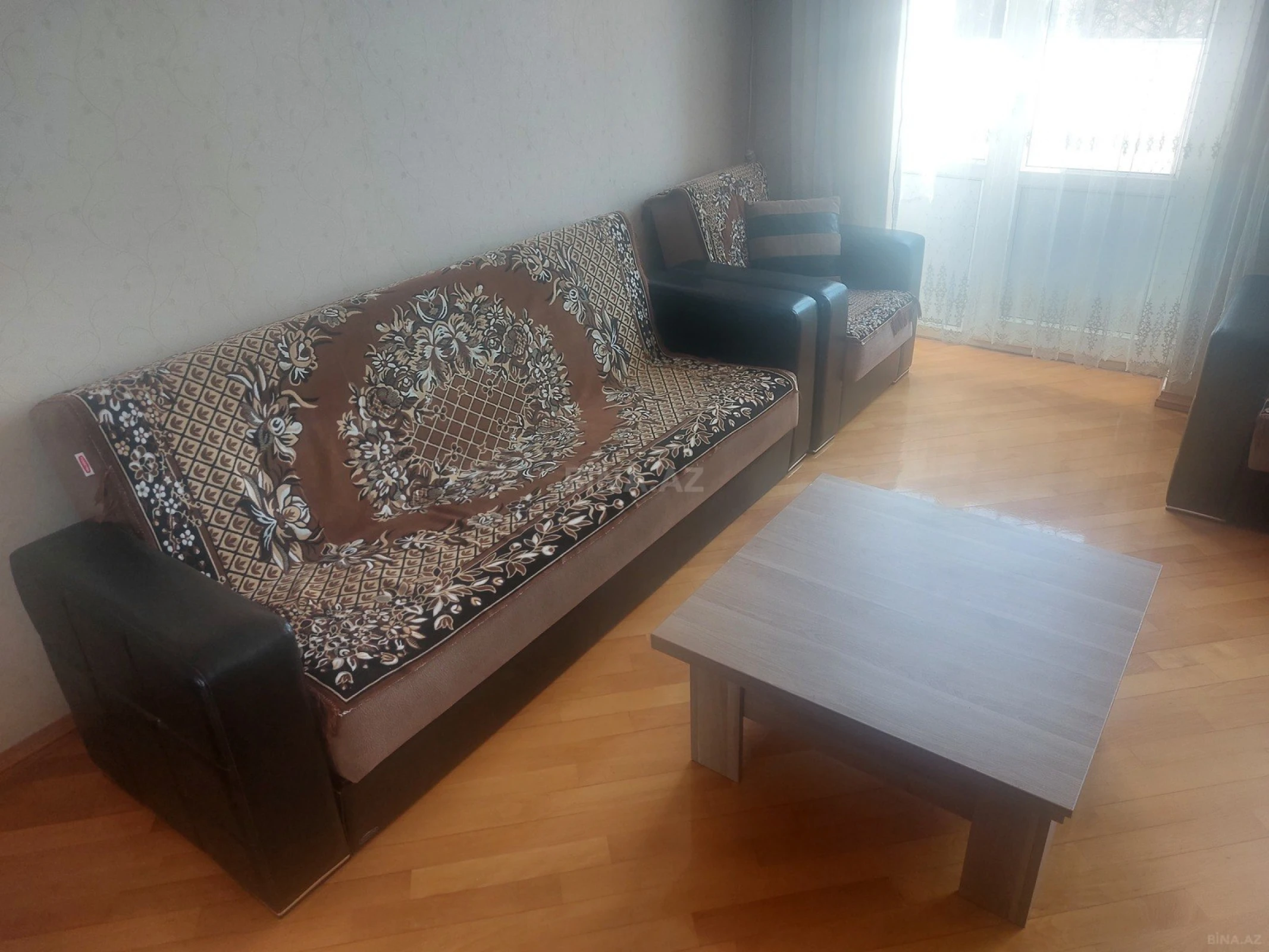 Kirayə verilir 2 otaqlı mənzil 70 m²