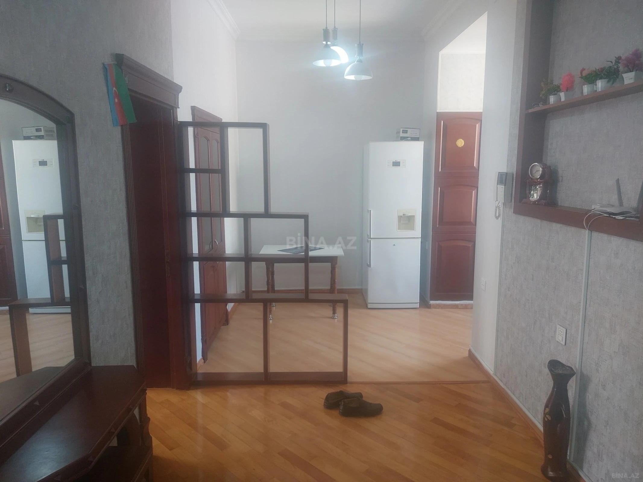 Kirayə verilir 2 otaqlı mənzil 70 m²