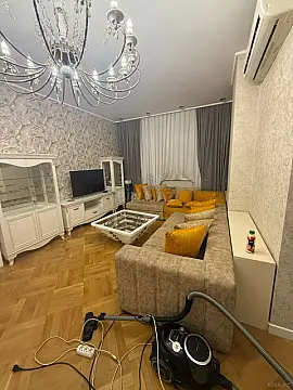 Satılır 3 otaqlı mənzil 131 m² — Bakı 3 otaq 131.00 m²
