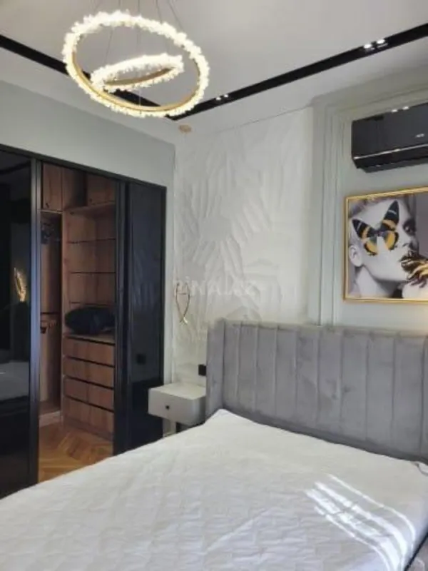 Kirayə verilir 2 otaqlı mənzil 75 m²