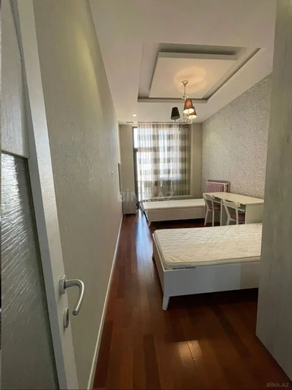 Kirayə verilir 3 otaqlı mənzil 110 m²