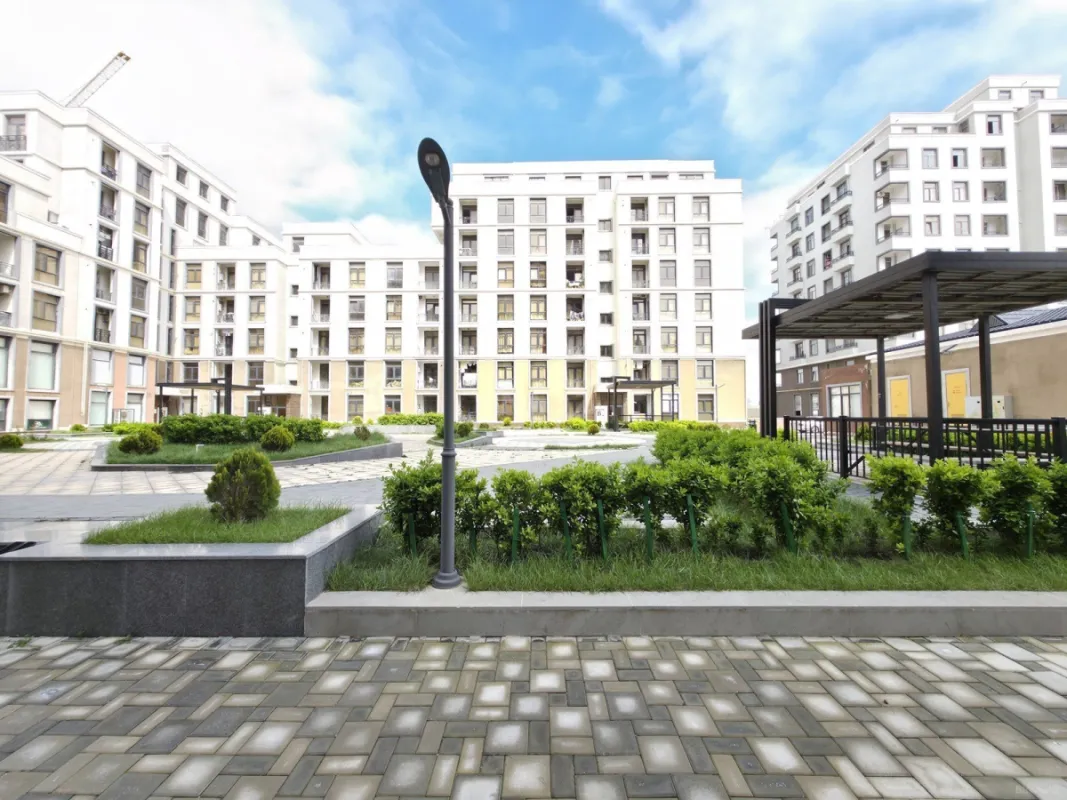 Satılır 3 otaqlı mənzil 104.2 m²