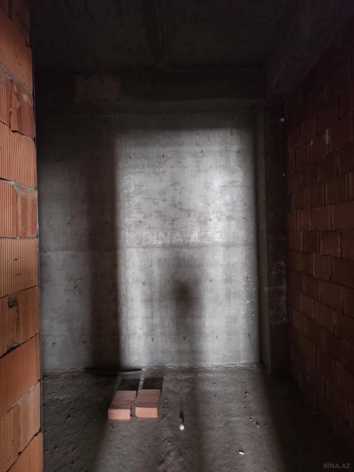 Satılır 3 otaqlı mənzil 104.2 m²