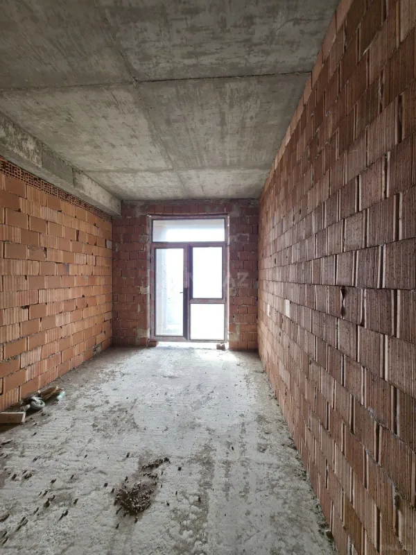 Satılır 3 otaqlı mənzil 104.2 m²