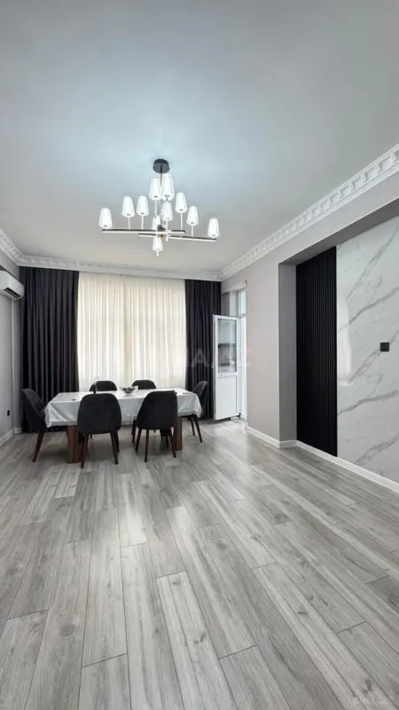 Kirayə verilir 2 otaqlı mənzil 65 m²