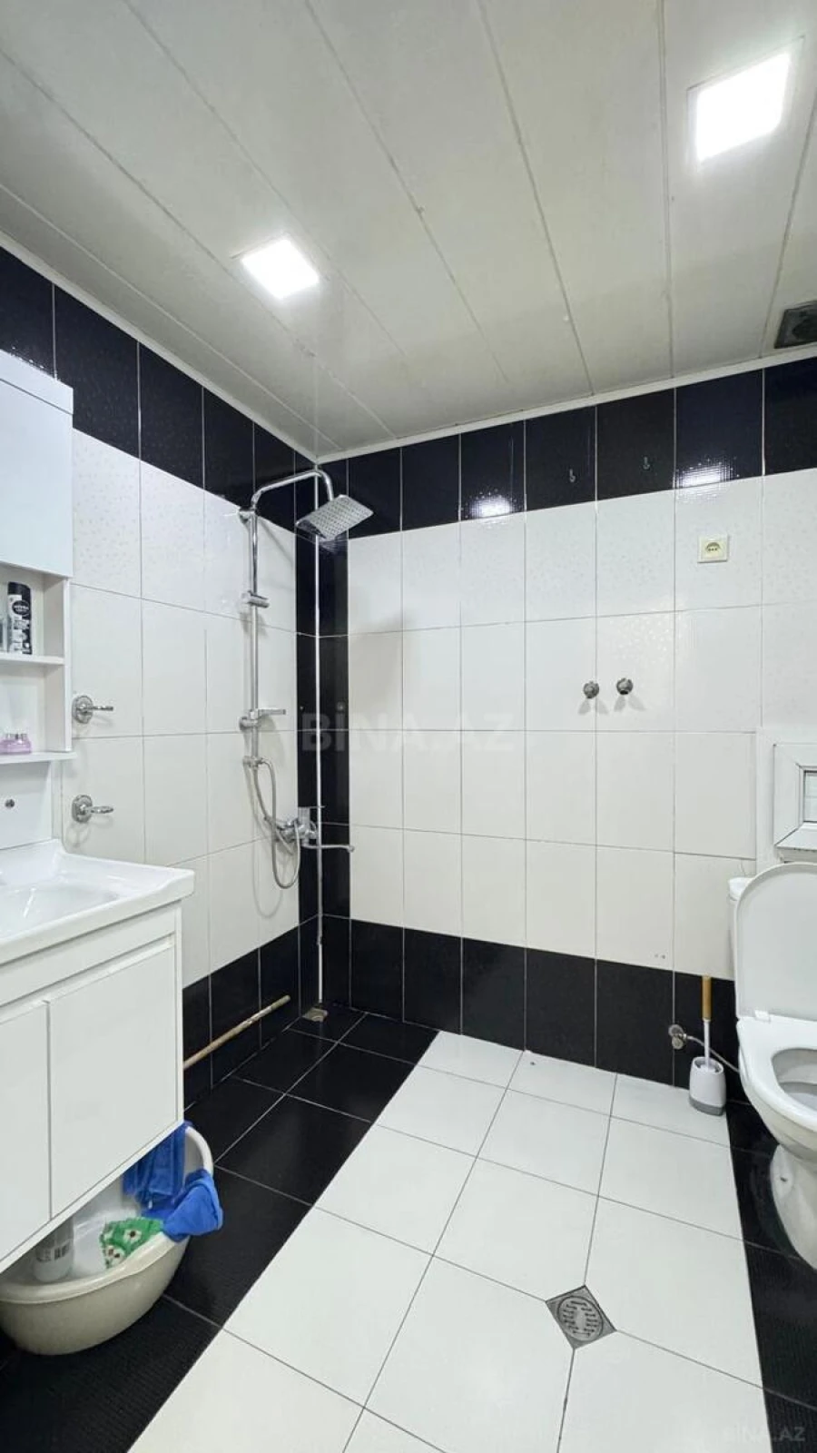 Kirayə verilir 2 otaqlı mənzil 65 m²