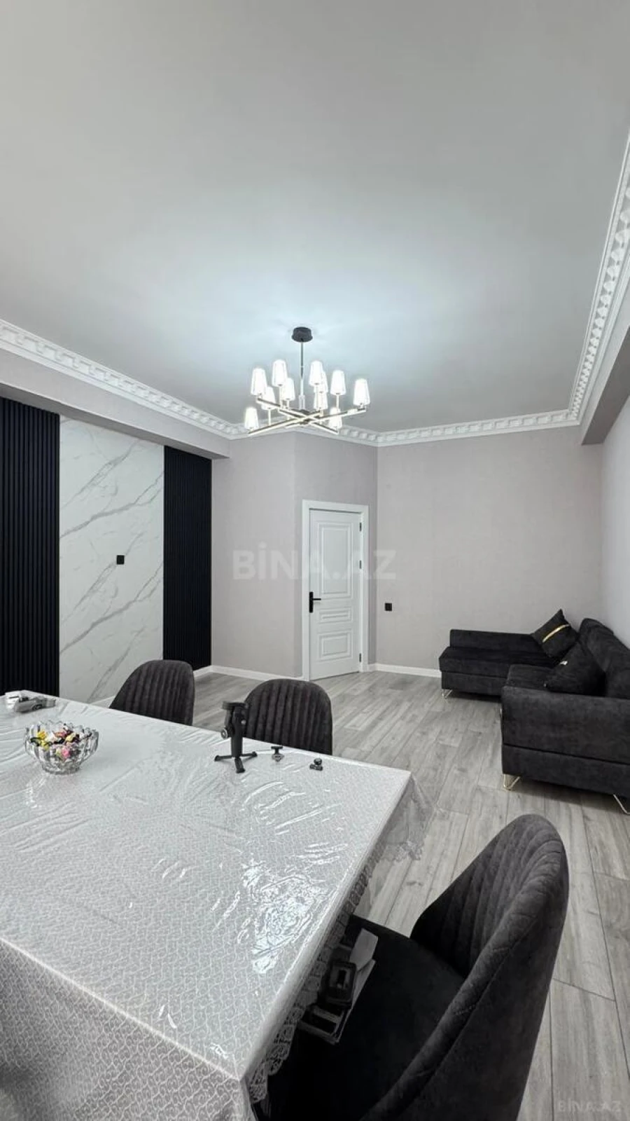 Kirayə verilir 2 otaqlı mənzil 65 m²