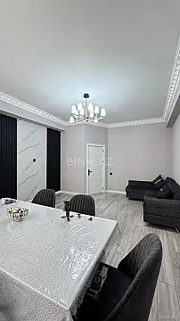 Kirayə verilir 2 otaqlı mənzil 65 m²