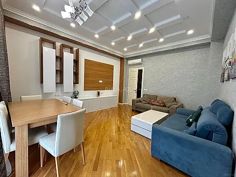 Kirayə verilir 3 otaqlı mənzil 132 m² — Bakı 3 otaq 132.00 m²