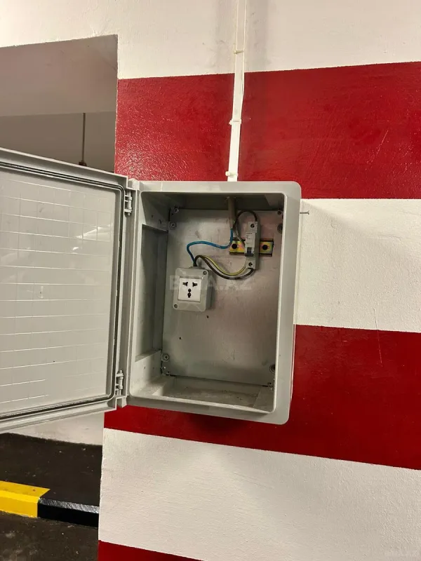 Kirayə verilir 3 otaqlı mənzil 132 m²