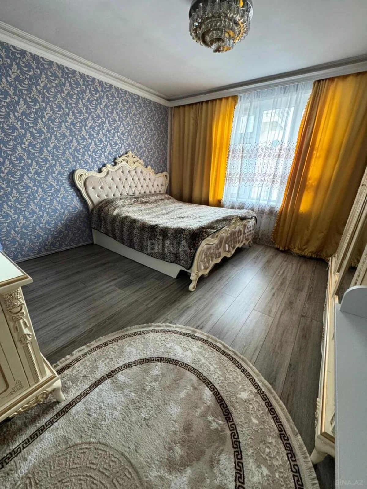 Satılır 2 otaqlı mənzil 70 m²