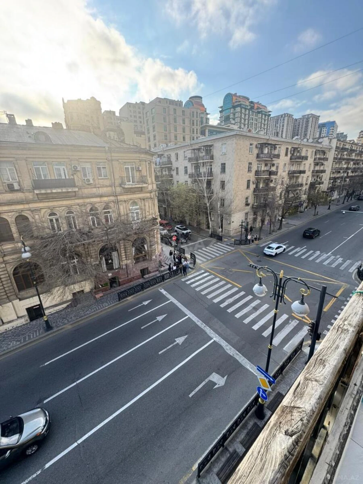 Satılır 2 otaqlı mənzil 70 m²