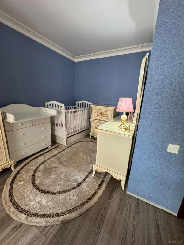 Satılır 2 otaqlı mənzil 70 m²