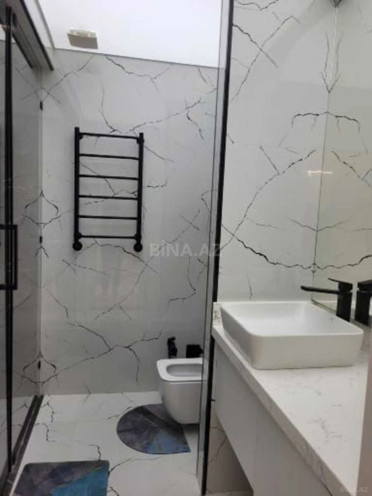 Kirayə verilir 2 otaqlı mənzil 70 m²