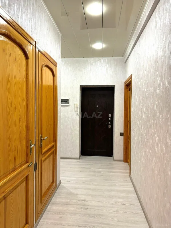 Kirayə verilir 3 otaqlı mənzil 105 m²