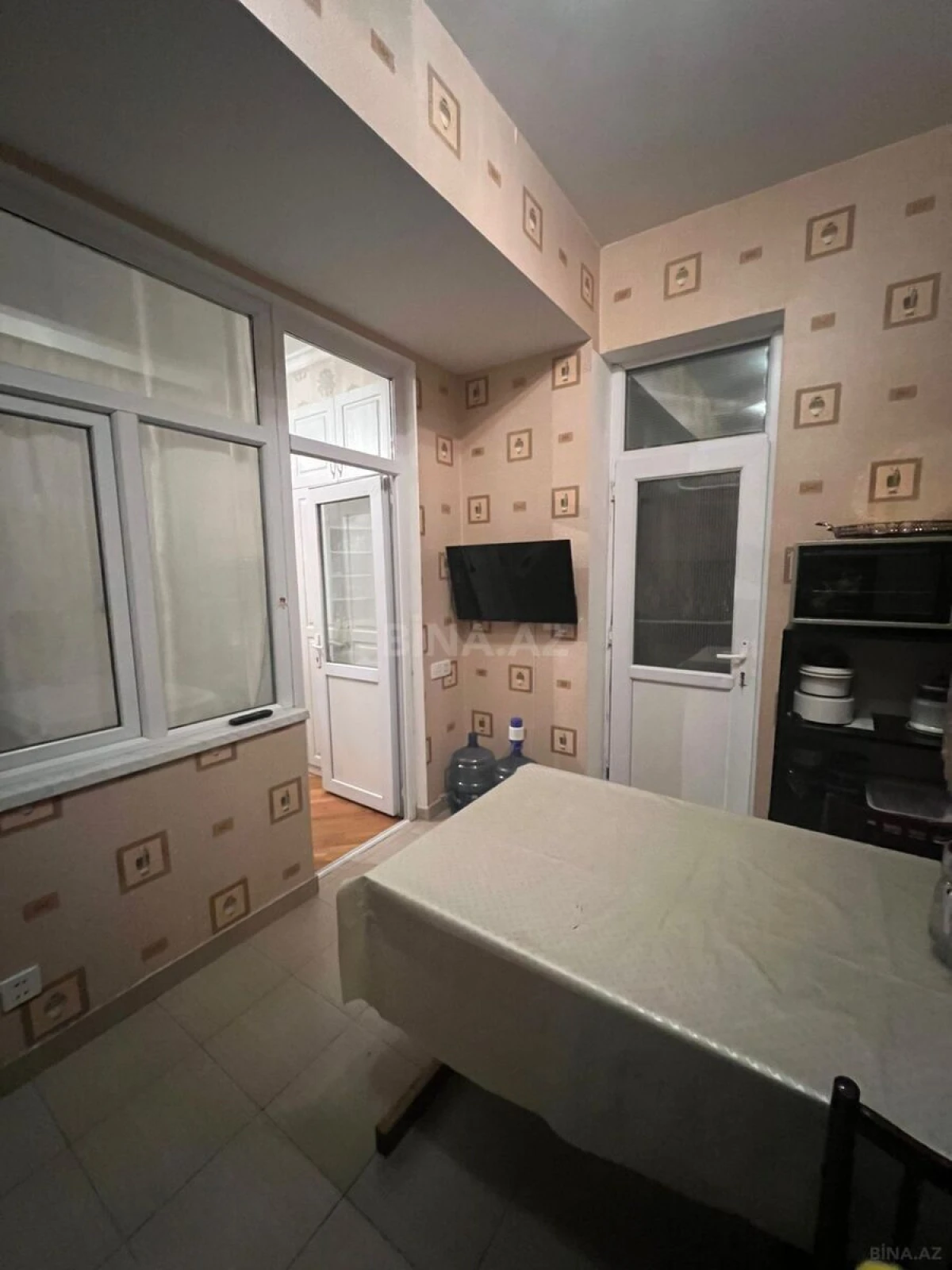 Satılır 2 otaqlı mənzil 69 m²