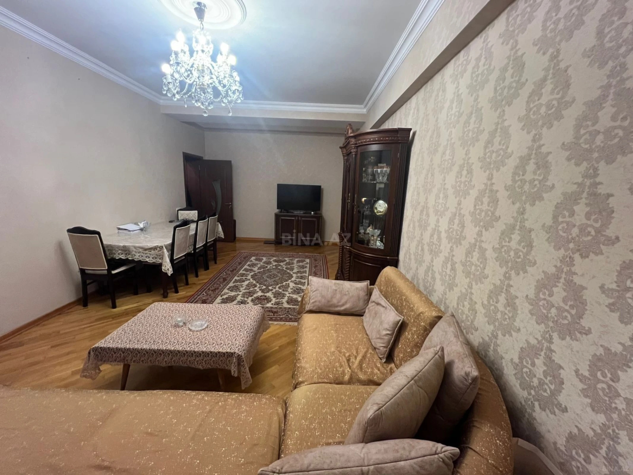 Satılır 2 otaqlı mənzil 69 m²
