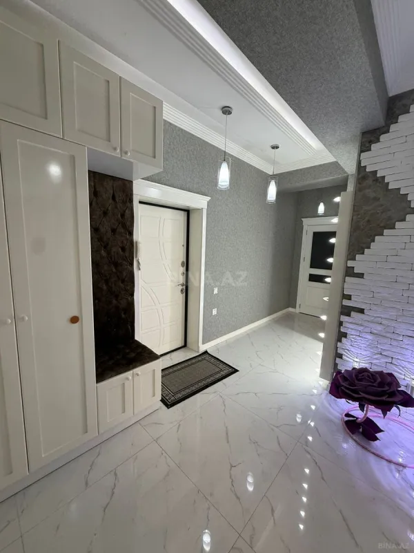Kirayə verilir 2 otaqlı mənzil 80 m²