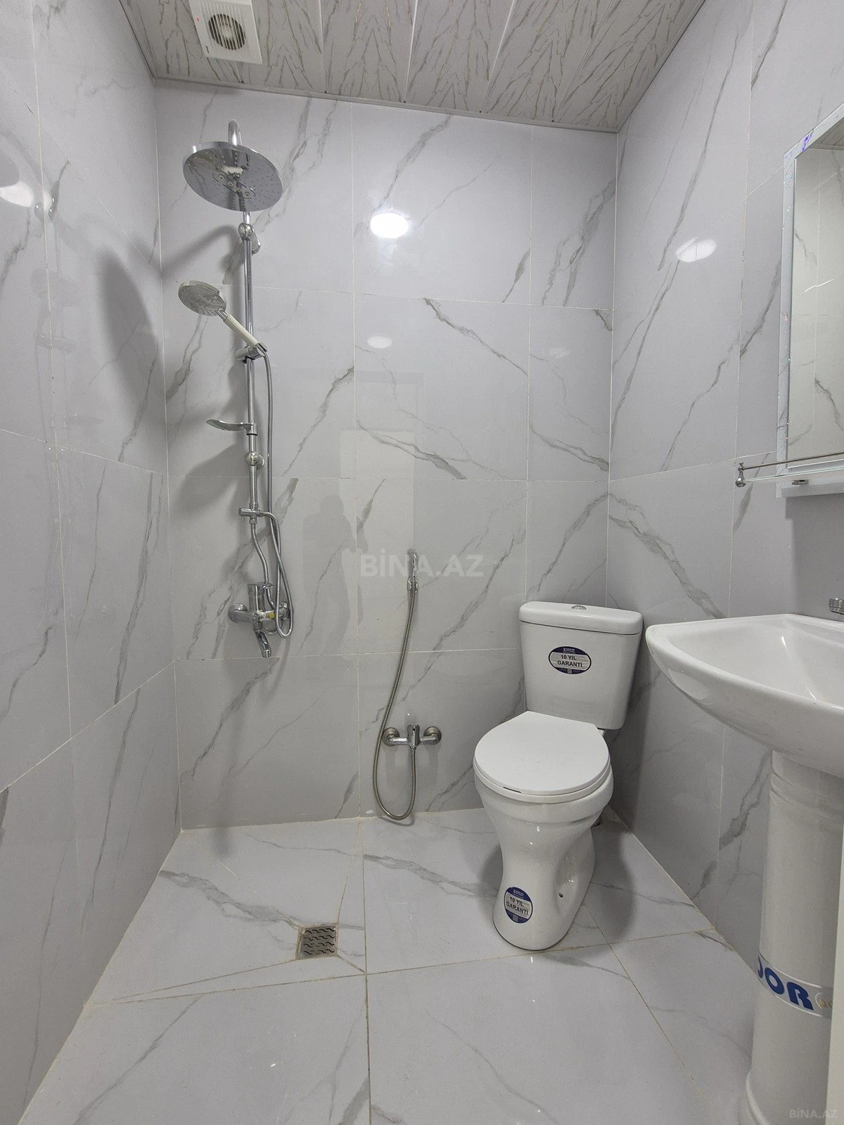 Satılır 3 otaqlı mənzil 58 m²