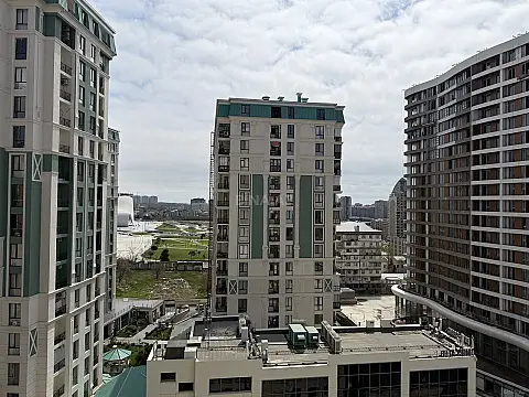 Satılır 2 otaqlı mənzil 106 m²