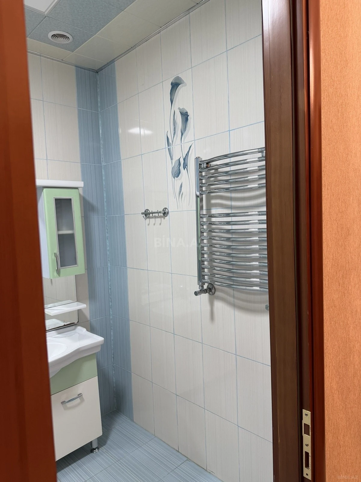 Satılır 2 otaqlı mənzil 106 m²