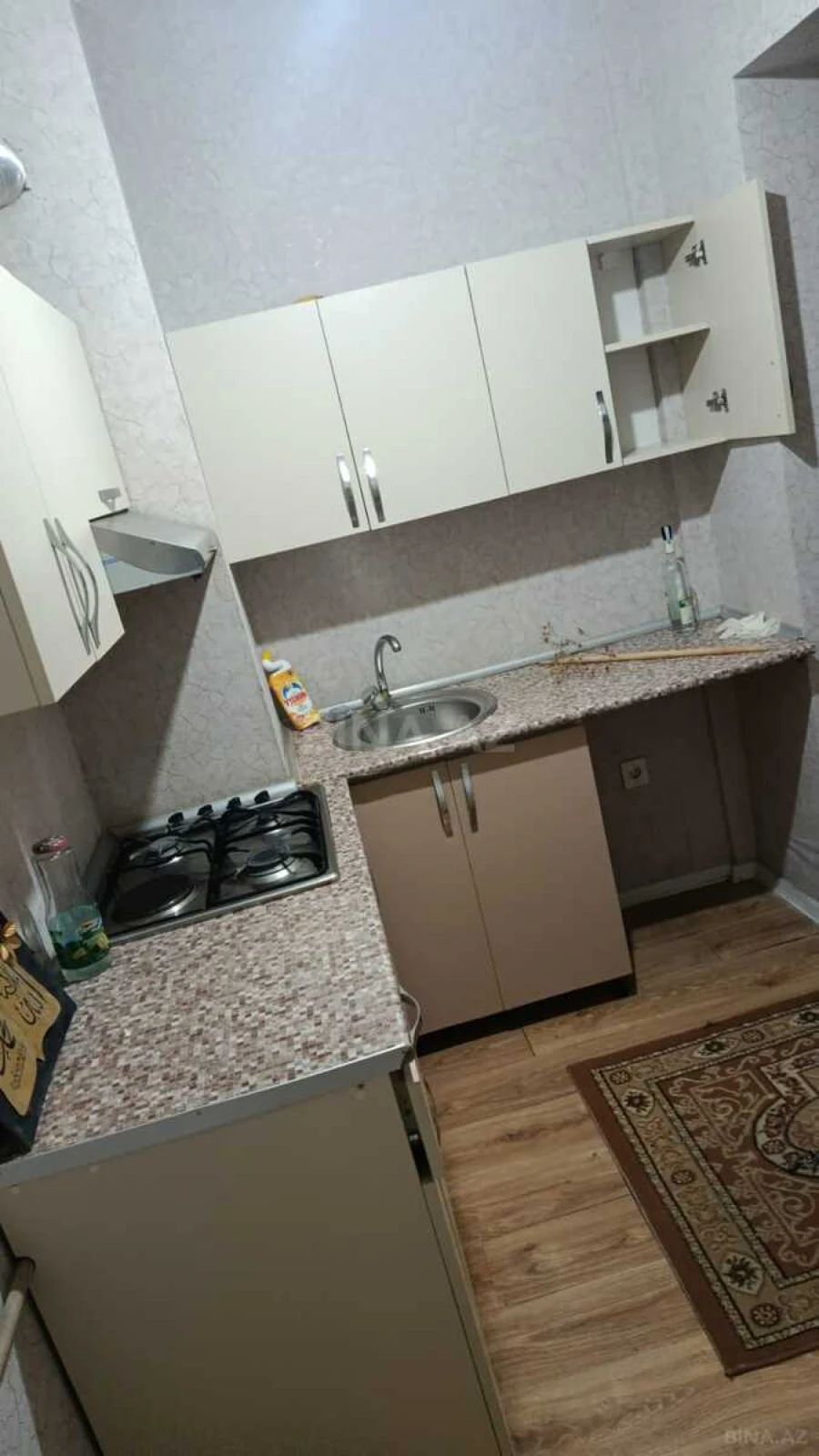 Kirayə verilir 2 otaqlı mənzil 78 m²