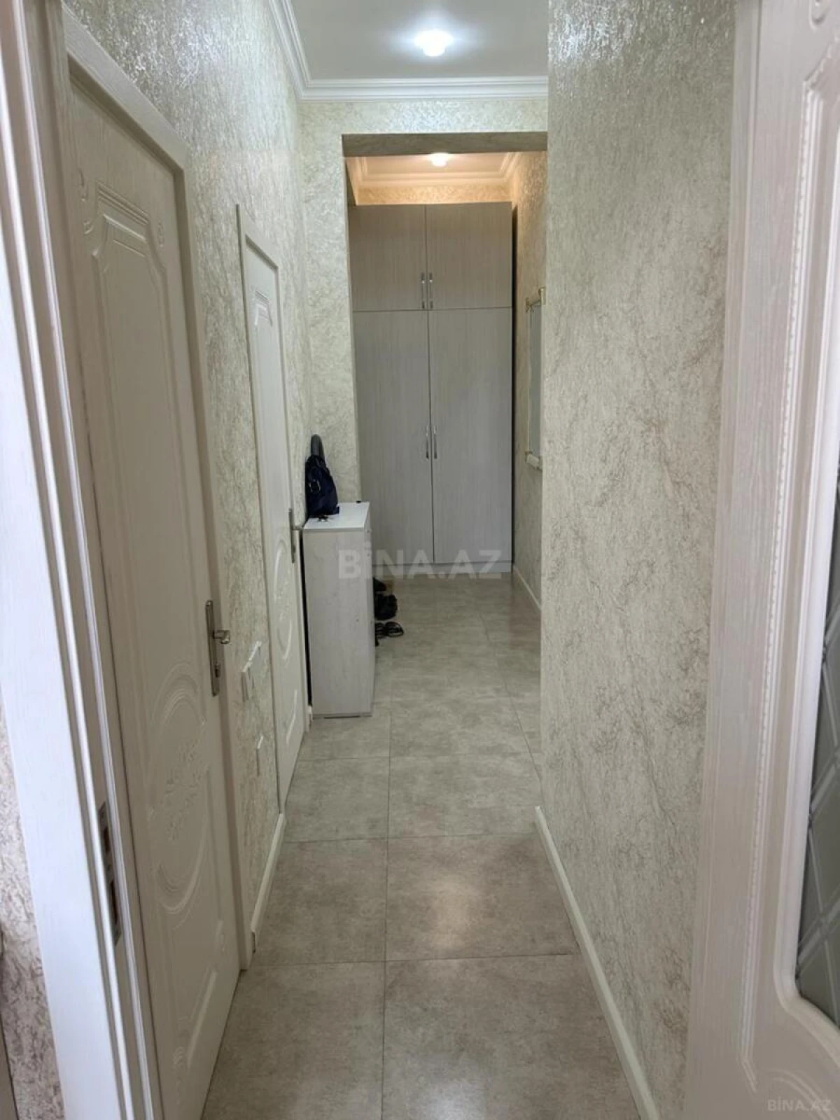 Satılır 2 otaqlı mənzil 82 m²