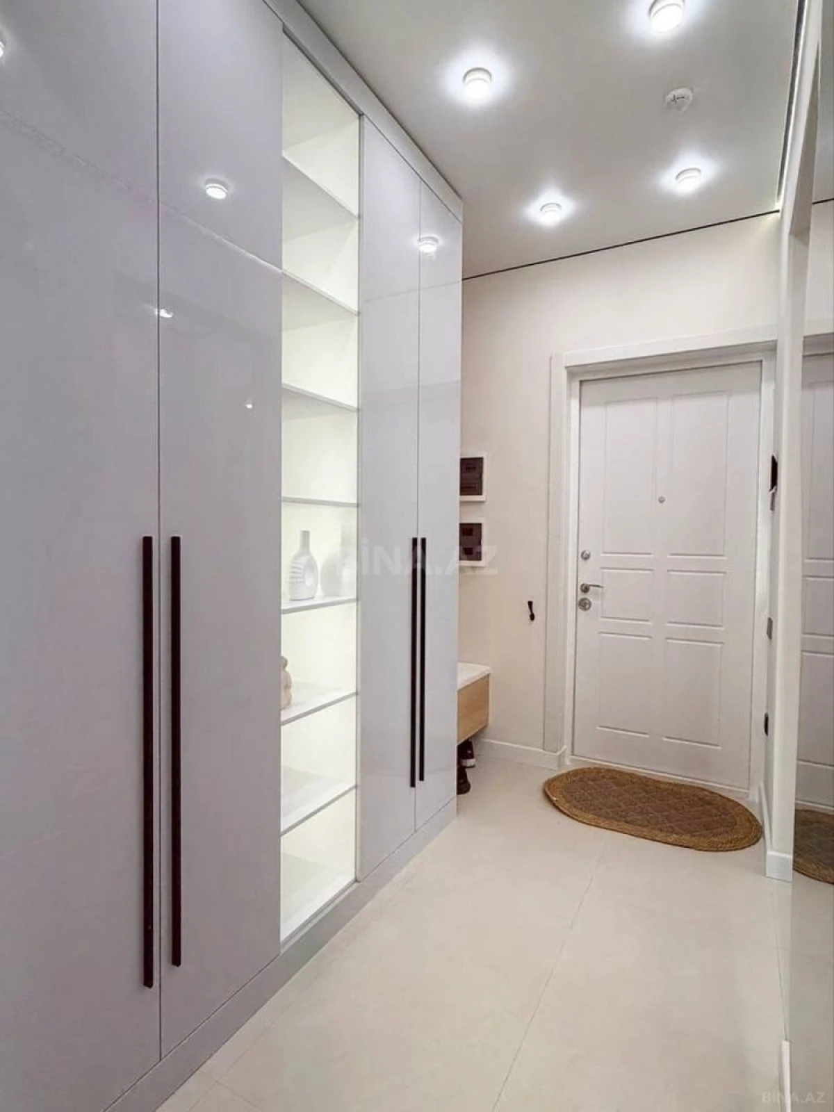 Kirayə verilir 3 otaqlı mənzil 110 m²