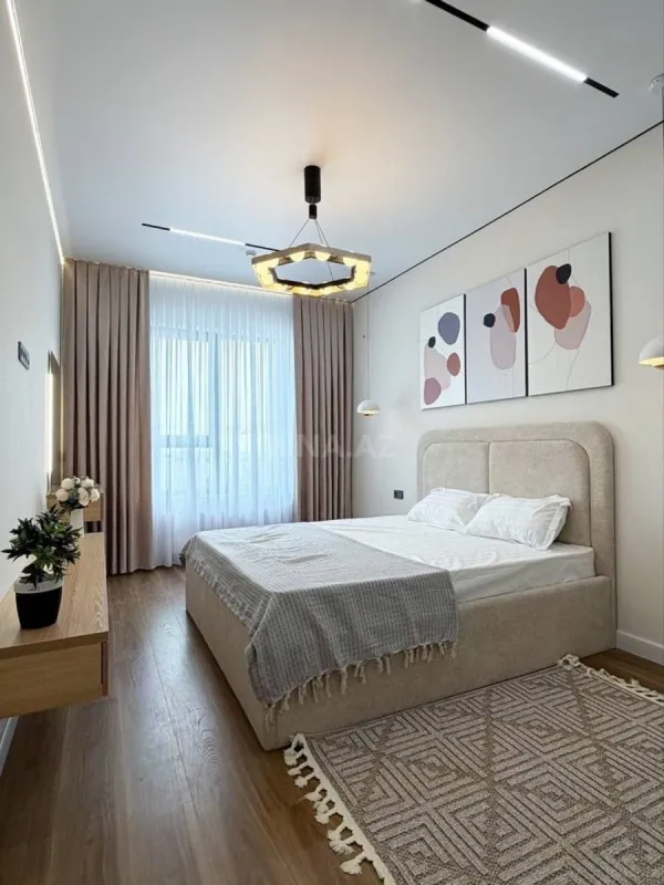 Kirayə verilir 3 otaqlı mənzil 110 m²
