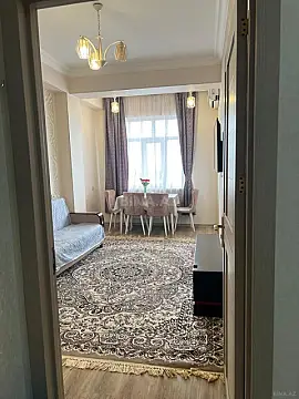 Kirayə verilir 2 otaqlı mənzil 48 m²
