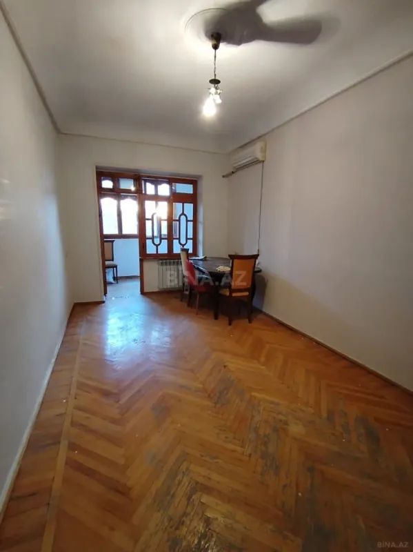 Satılır 2 otaqlı mənzil 42 m²
