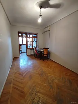 Satılır 2 otaqlı mənzil 42 m²