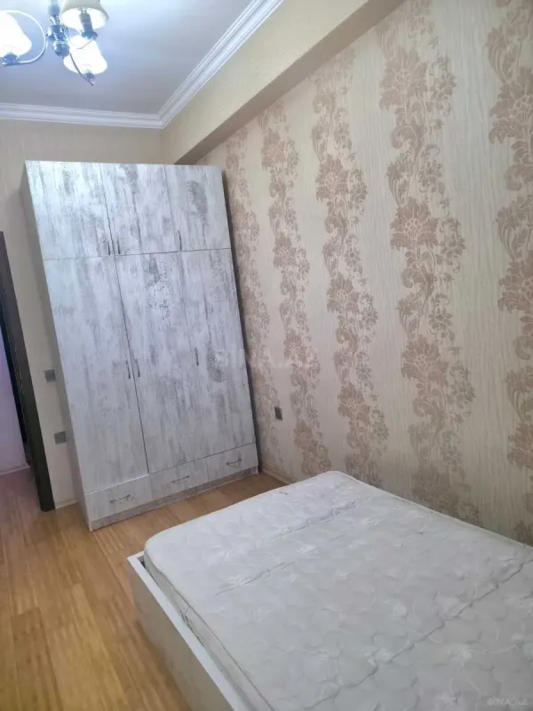 Kirayə verilir 3 otaqlı mənzil 87 m²