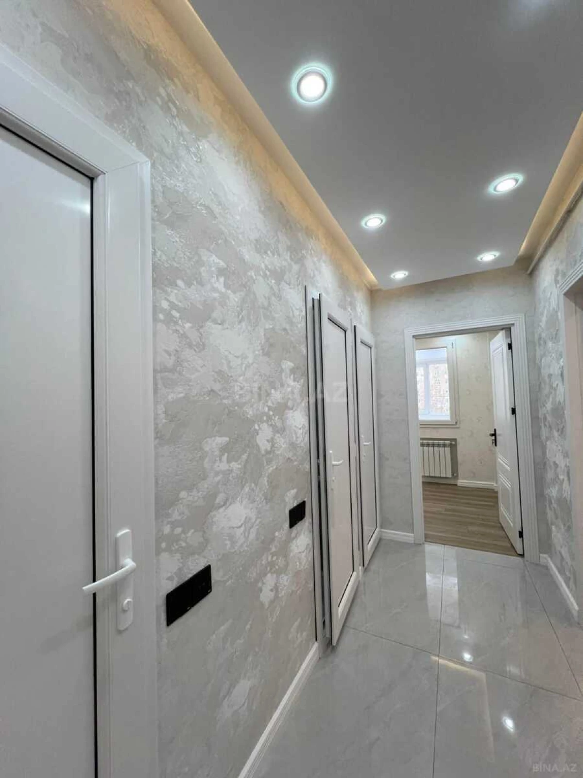 Satılır 3 otaqlı mənzil 65 m²