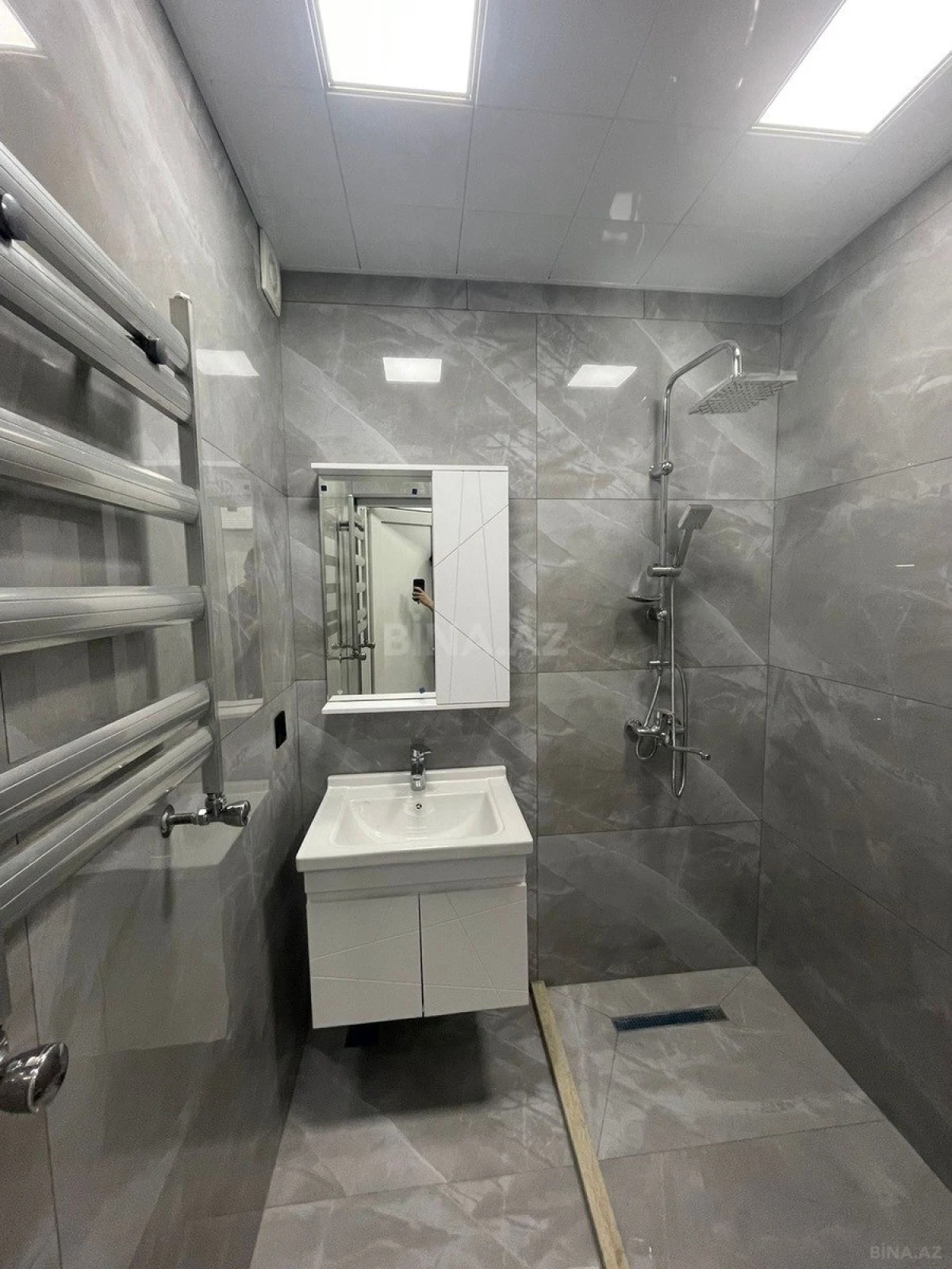 Satılır 3 otaqlı mənzil 65 m²