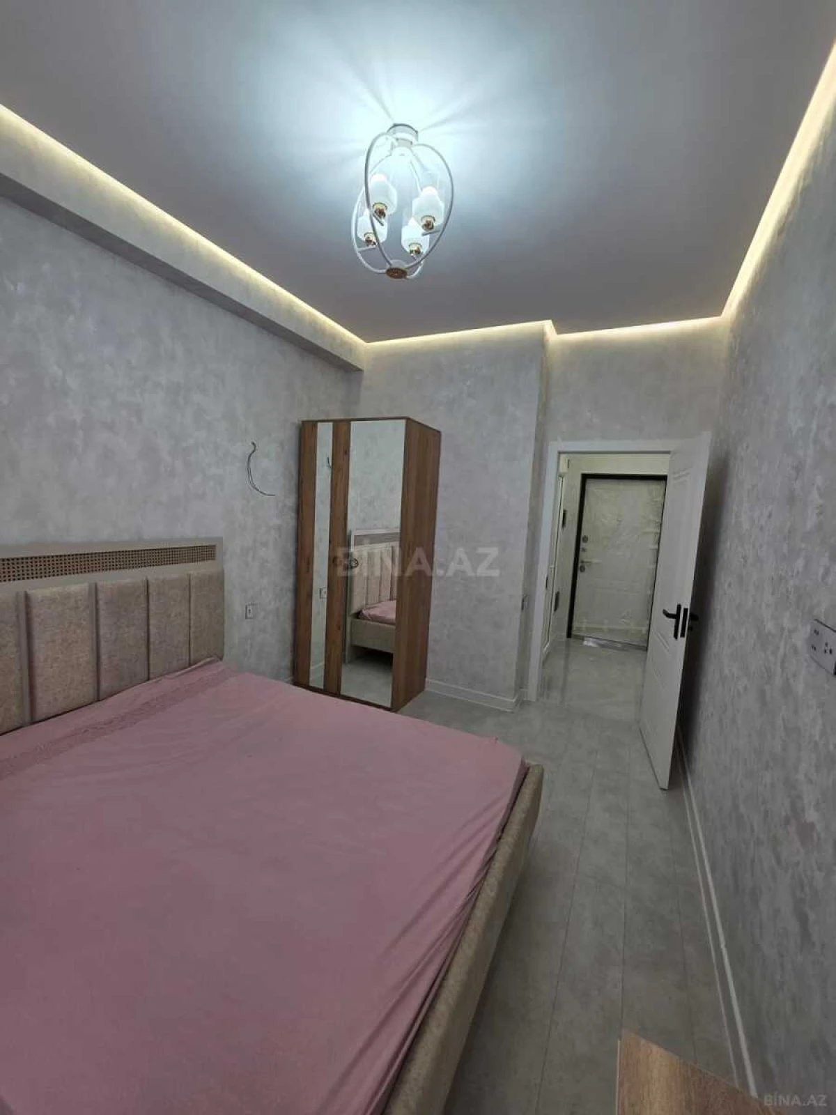 Kirayə verilir 2 otaqlı mənzil 50 m²