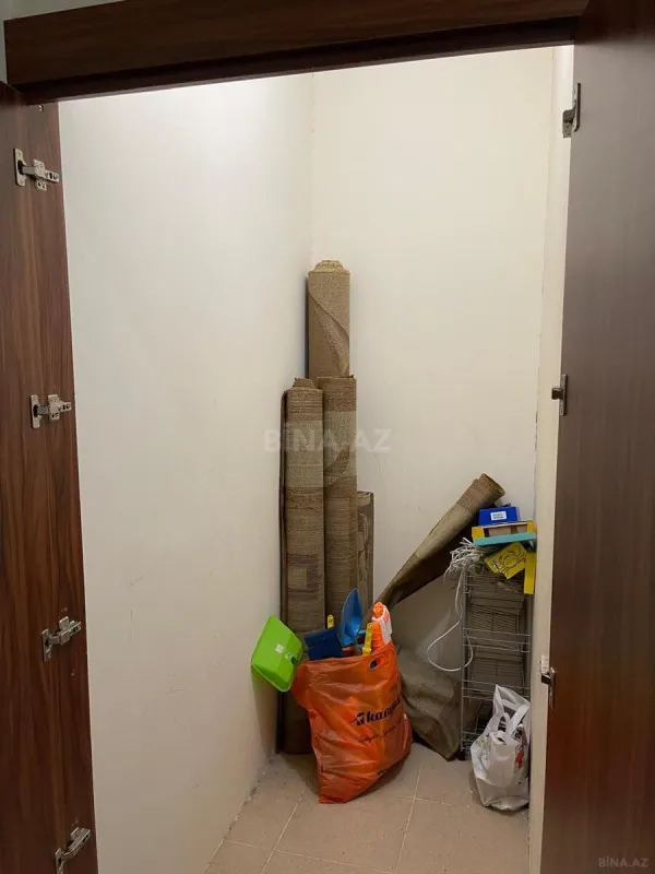 Satılır 3 otaqlı mənzil 108 m²