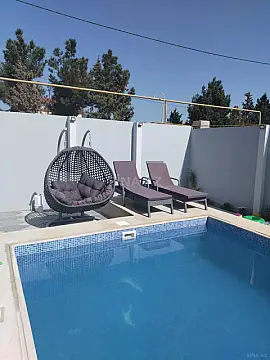 Satılır 4 otaqlı həyət evi 150 m²