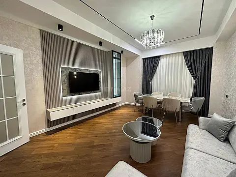 Kirayə verilir 3 otaqlı mənzil 140 m² — Bakı 3 otaq 140.00 m²