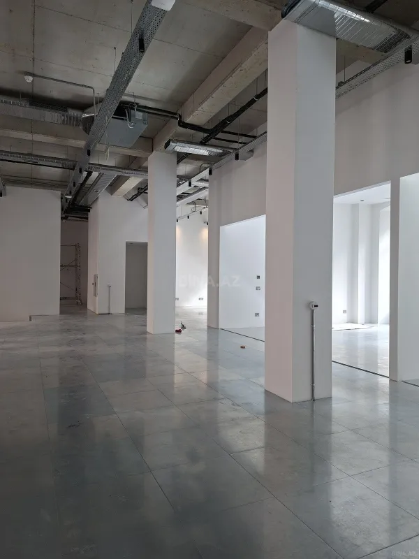 Kirayə verilir obyekt 860 m²