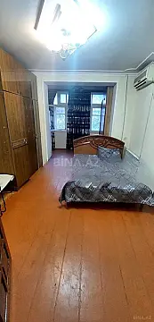 Satılır 3 otaqlı mənzil 70 m²