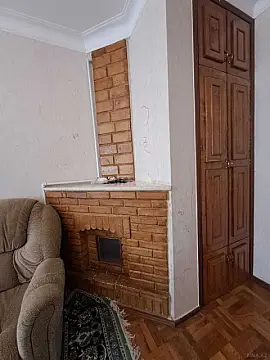 Satılır 5 otaqlı mənzil 125 m²