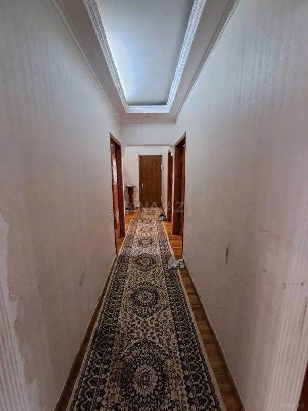 Satılır 5 otaqlı mənzil 125 m²
