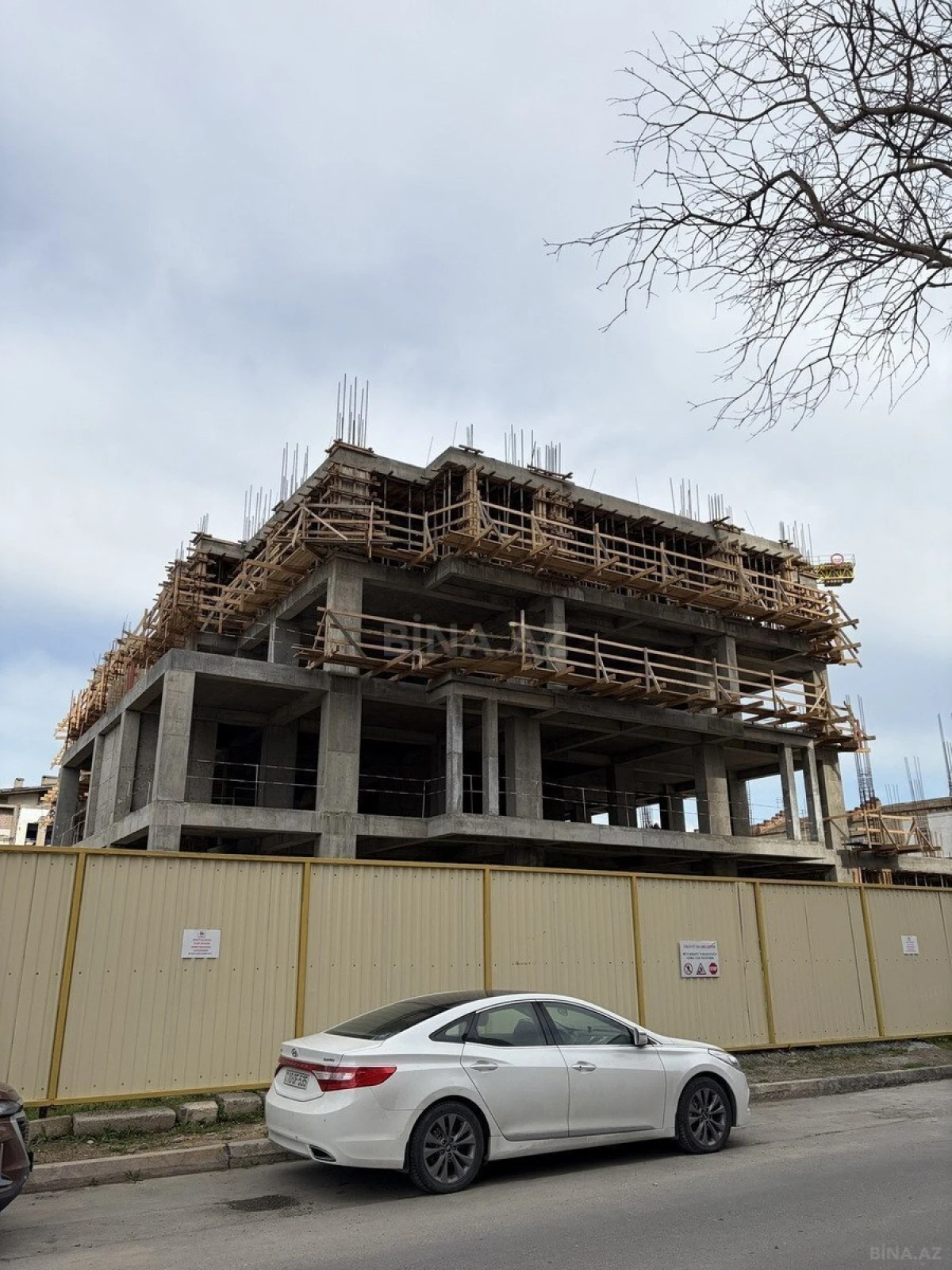 Satılır 2 otaqlı mənzil 65 m²