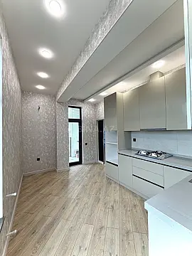 Satılır 2 otaqlı mənzil 73 m²