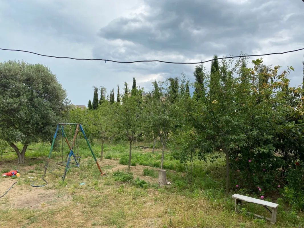 Satılır 5 otaqlı həyət evi 140 m²