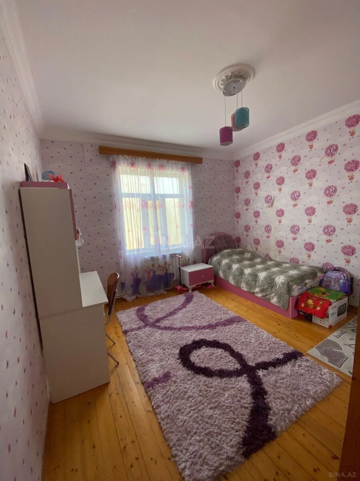 Satılır 5 otaqlı həyət evi 140 m²
